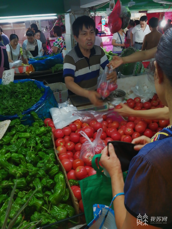 “菜篮子”市场供应充足价格有波动但整体平稳欧亿体育 欧亿体育平台(图4)