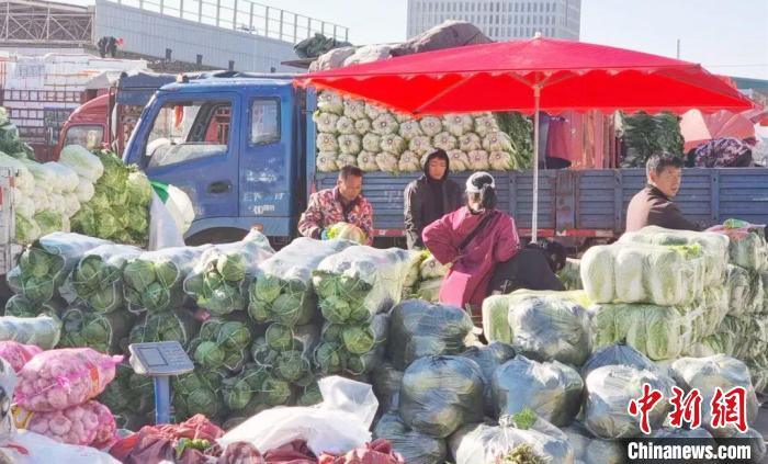 走访新疆最大一级农副产品批发交易市场：货