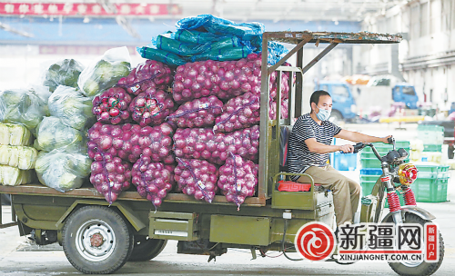 乌鲁木欧亿体育齐四大批发市场蔬菜供应量持续增加(图1)